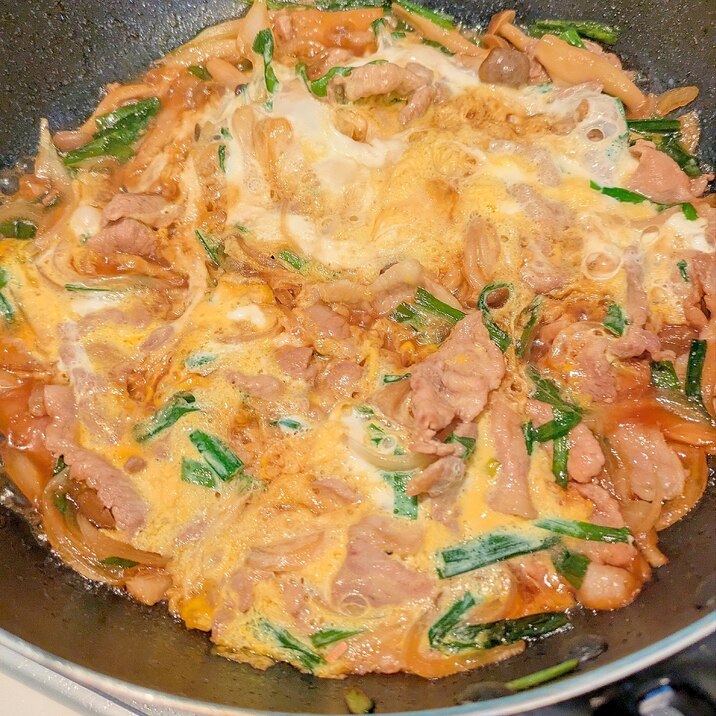 冷蔵庫にある物で玉子とじ